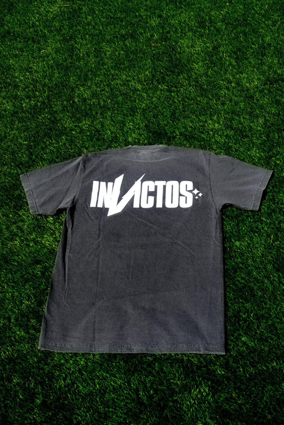 INVICTOS LOGO TEE